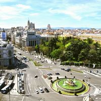El primer día de Madrid Central: autobuses hasta un 50% más rápidos y más usuarios de Metro