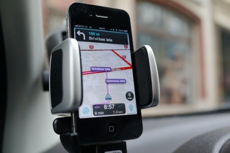 Una vulnerabilidad de Waze permite seguir todos tus movimientos (y hasta crear falsos atascos)