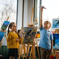 Cómo educar a los niños para promover la admiración en los demás y no la envidia 