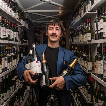 El vino festivo, mejor en formato mágnum: qué vino pedir en botella grande, según tres sumilleres de primer nivel