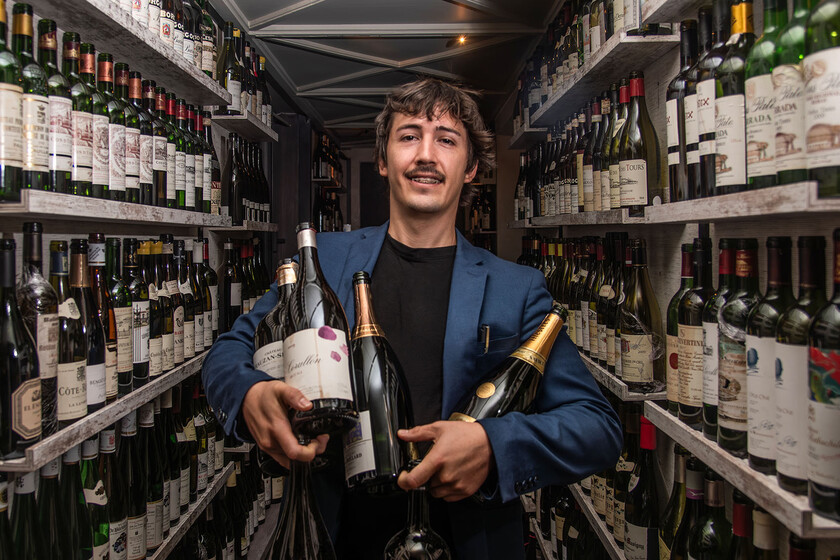 En Nochevieja, botella grande: qué vino pedir en formato mágnum, según tres sumilleres de primer nivel