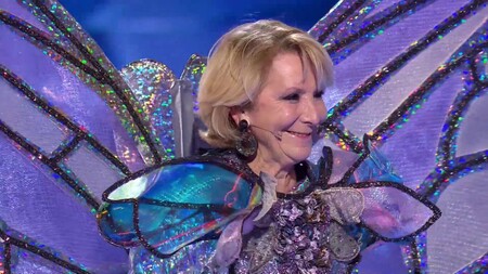 ¡Mariposa a la fuga! Esperanza Aguirre, tercera famosa desenmascarada de 'Mask Singer 2'