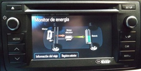 Toyota Auris Touring Sport Hibrido, sistema Touch & Go