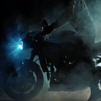 La nueva Triumph Speed Triple se esconde entre las sombras de este teaser, y se presentará el 29 de enero 