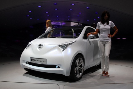 Toyota iQ Concept