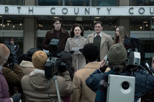 Esta miniserie es la anti 'Monstruo: la historia de Ed Gein'. Y lo es rompiendo por completo la tradición de los true crimes