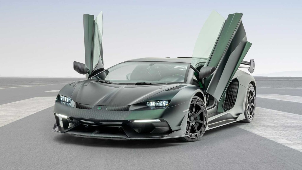 Mansory Cabrera, el Lamborghini Aventador SVJ toma una dosis adicional de esteroides