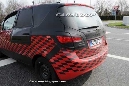 Opel Meriva 2010 fotos espía