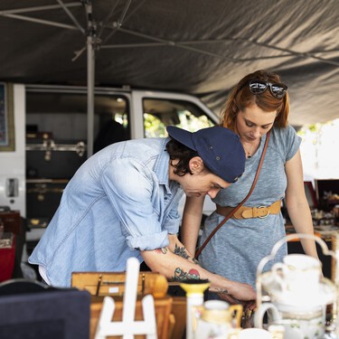 Hoy vuelve a Barcelona uno de sus mercados vintage de referencia: tiene más de 120 puestos y estrena ubicación