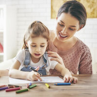 Muchos padres con hijos menores de 12 años ignoran que pueden pedir no trabajar los fines de semana  