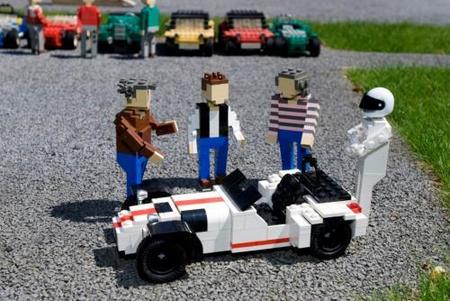Caterham R500...de Lego con The Stig y compañía