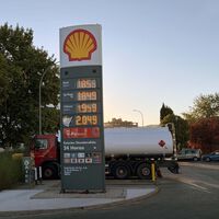 Mientras el precio de los combustibles sube a diario, hay quien bate récords de beneficios y de márgenes
