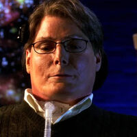 Christopher Reeve se despidió de la actuación en 'Smallville', y lo hizo con una carcajada. "Siempre me están diciendo lo que tengo que hacer" 