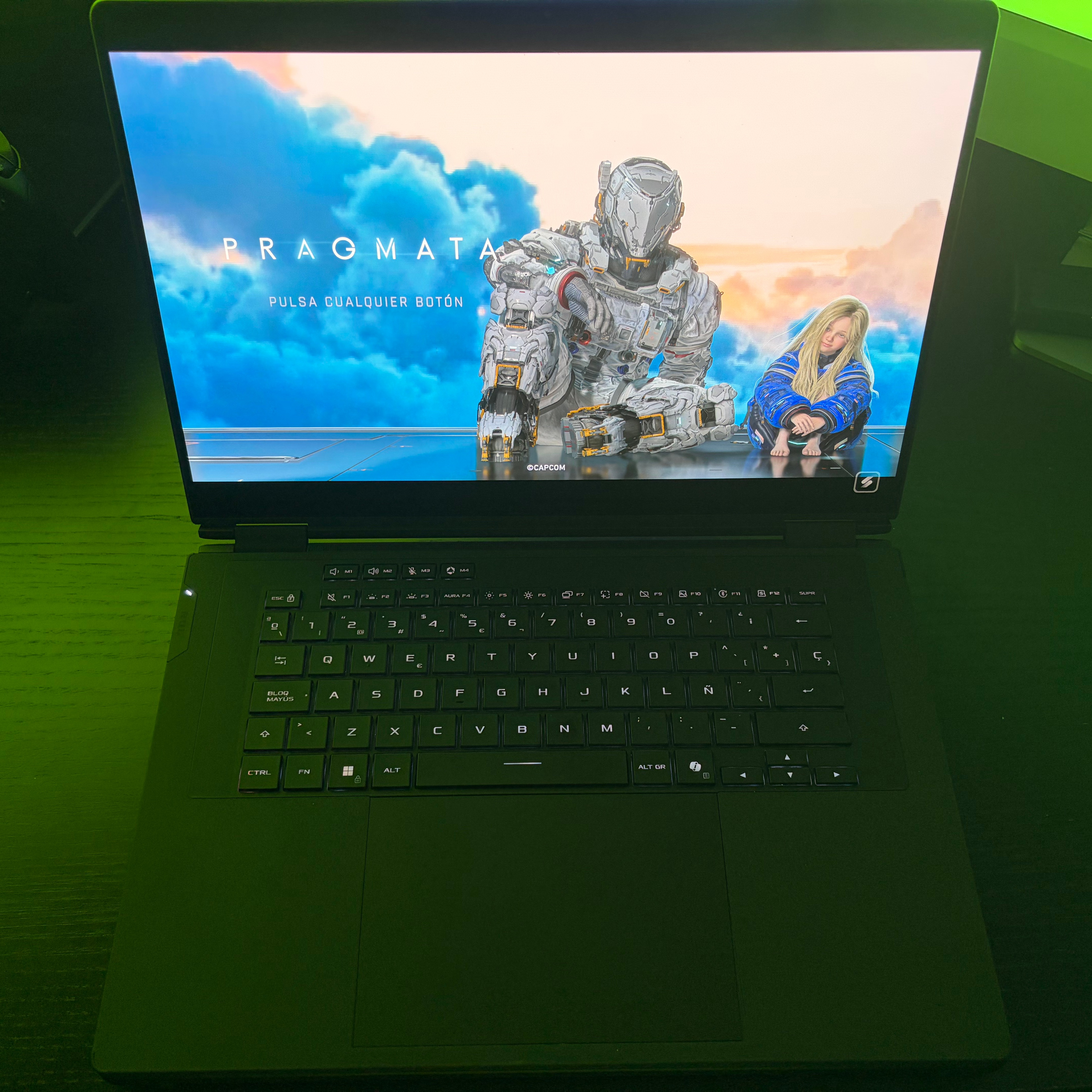 ROG Zephyrus Duo (GX651)
