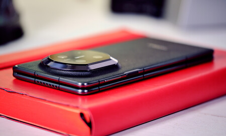 Analisis Huawei Mate X7 3