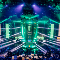 Pusieron un nombre de lo más común para su videojuego; ahora una firma de bebidas energéticas le pone condiciones para seguir usándolo