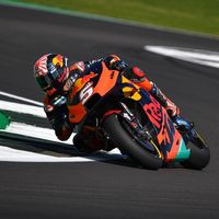 El vía crucis de Johann Zarco: sancionado por arrollar a su posible sustituto en KTM, Miguel Oliveira