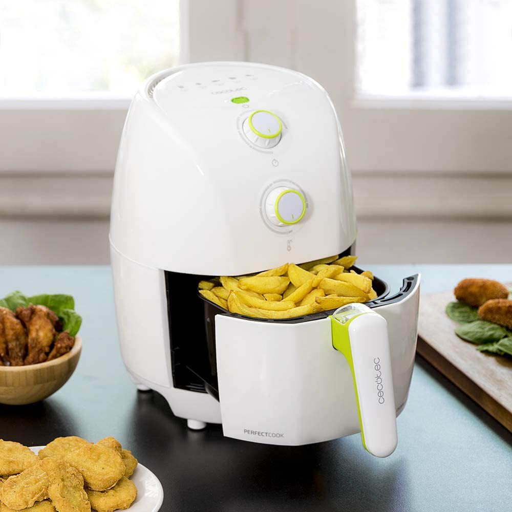 Esta freidora sin aceite de Cecotec tiene el precio por los suelos en Amazon: cocinar sano por poco dinero es posible