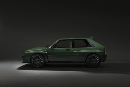 Lancia Delta Futurista lateral
