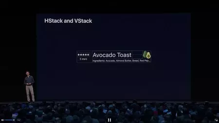 この WWDC での SwiftUI プレゼンテーション中の Dave Abrahams 氏。
