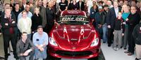 El primer 2013 SRT Viper vendido por 300.000 dólares