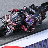 Jorge Martín remonta para aprovechar el regalo de Pedro Acosta y volver a ser el líder de MotoGP en Austria 