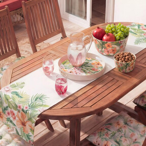 Pepco lanza una nueva colección de menaje de mesa inspirada en los hibiscos y la jarra recuerda a las de nuestras abuelas 