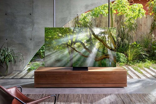 Ya conocemos cómo es el nuevo televisor sin marcos de Samsung: el Q950TS con bisel cero aparece en sus primeras imágenes