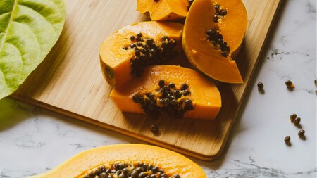 Ni verde ni amarilla: así se elige la papaya más dulce y lista para comer, según la Profeco