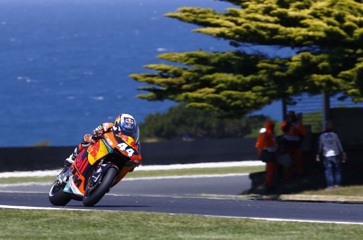 Primera y sensacional victoria de Miguel Oliveira en Moto2 con doble podio para KTM en Phillip Island