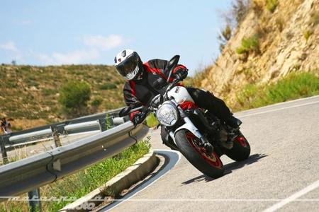 Ducati Monster 821, presentación prensa español