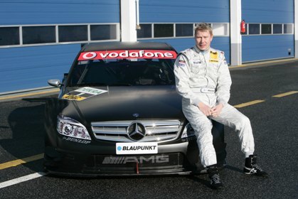 Hakkinen sigue en el DTM