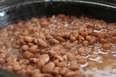 Trucos para no gastar mucho gas al cocinar frijoles en casa
