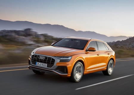 Audi Q8 2019 1280 0b