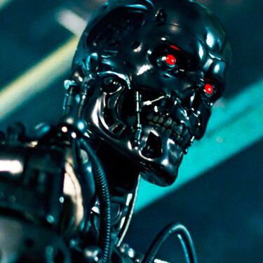 James Cameron vendió los derechos de Terminator por un dólar en 1982. Fue la única forma de que le dejaran dirigirla