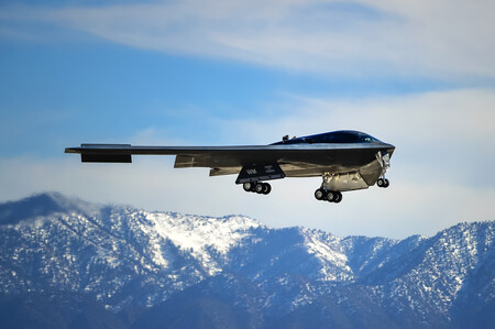 B 2 Spirit Stealth Bomber 160210pmar072013