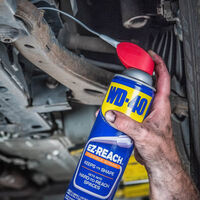 El spray de los 2.000 usos que agradecerás llevar en el maletero del coche. Sirve para casi todo