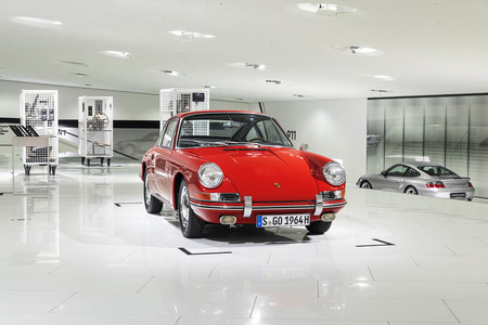 Esta es la historia del Porsche 901, el 911 más antiguo del mundo que vuelve a casa