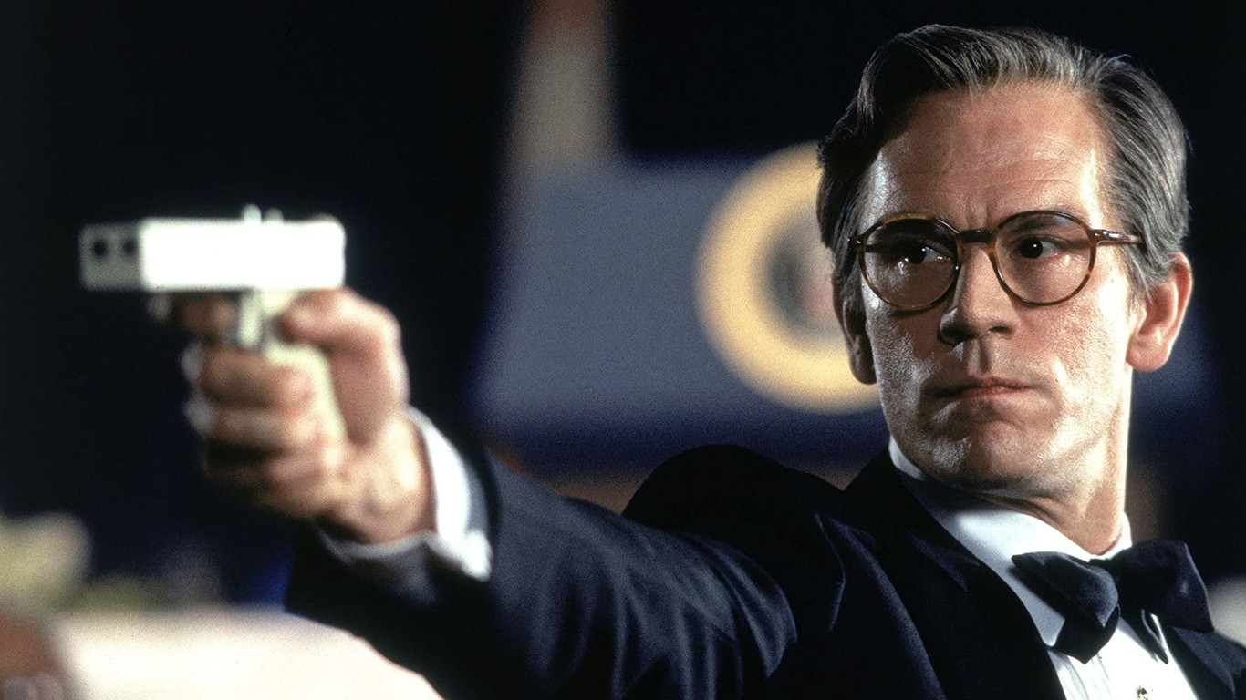 En la línea de fuego (1993) crítica: Clint Eastwood y John Malkovich se