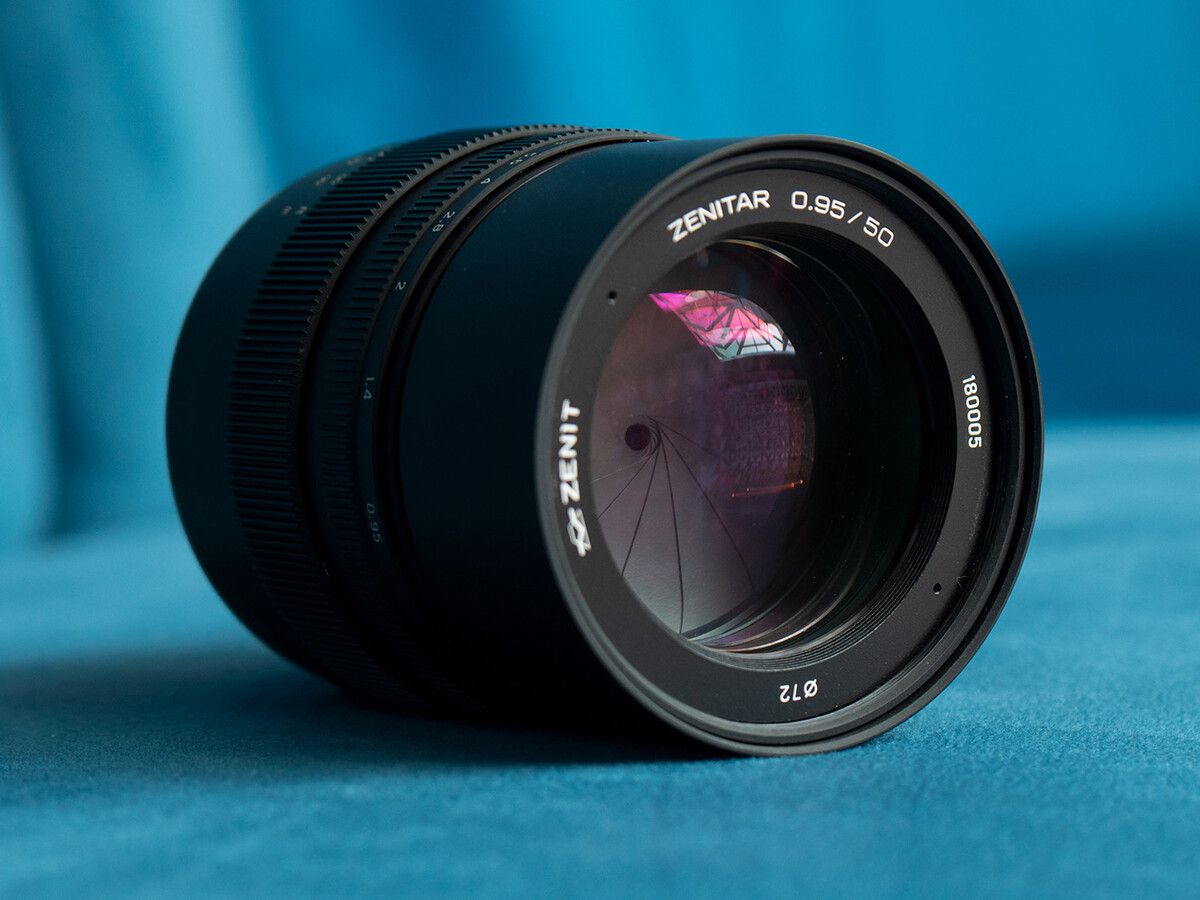 ZENITロシア製　非常に明るい０．９５　５０ＭＭ Zenitar 50mm ƒ0,95 MF óptica manual de luminosidad extrema para