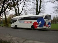 National Express compra Continental Auto