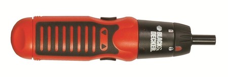 Por 14,94 euros tenemos este Pack con atornillador eléctrico Black & Decker A7073 y 14 puntas en Amazon