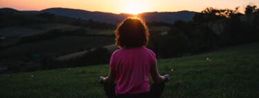 La meditación profunda hace mucho más que relajarte: así mejora tu salud y bienestar 