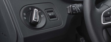 Nadie suele tocar la ruleta que hay junto al mando de luces, pero es tremendamente importante en la iluminación del coche