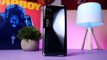 POCO se está “Xiaomizando”: con el M3 Pro ya van cincos modelos a la venta (y tres de ellos muy parecidos)