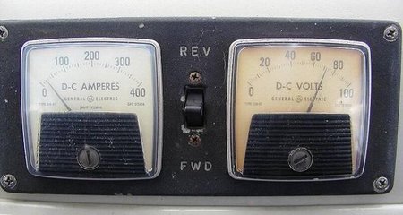 Controles eléctricos del Renault Dauphine