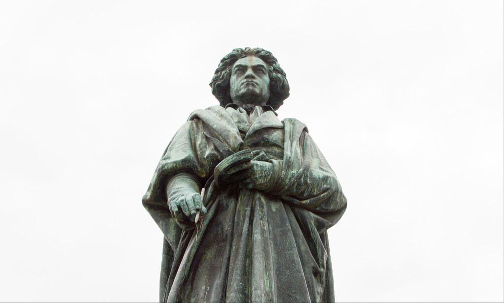 200 años después, ya tenemos un sospechoso para la sordera de Beethoven: el plomo. Y lo sabemos gracias a dos pelos 