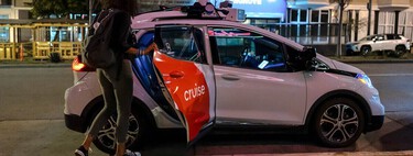Nos prometieron el coche autónomo de diseño. De momento vamos hacia microtaxis compartidos con conductores remotos