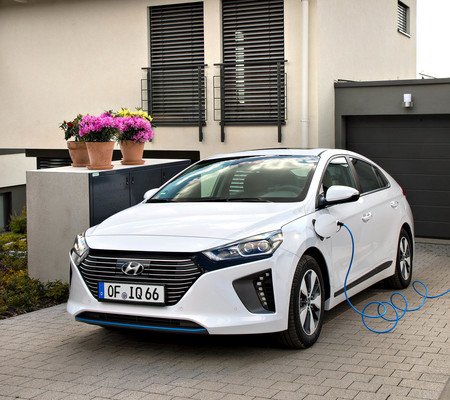 Hyundai Ioniq Plug In Plan MOVALT ayudas PHEV