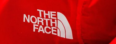 El Corte Inglés ya se está deshaciendo de toda la ropa de invierno y ha dejado esta chaqueta Tne North Face a mitad de precio  
